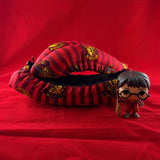 Red and gold wizard house inspired blade soakers detail view